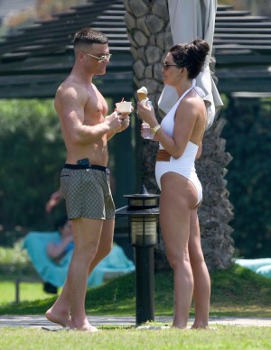 photos Danielle Lloyd