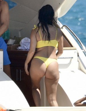 photos Kourtney Kardashian