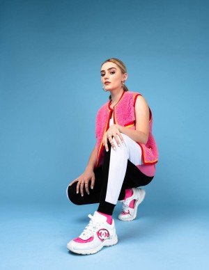 photos Meg Donnelly