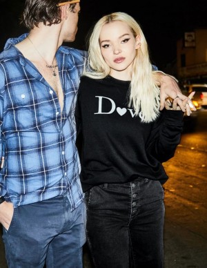 photos Dove Cameron 