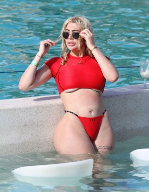 photos Chloe Ferry