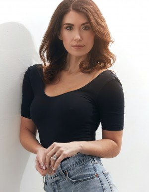 photos Jewel Staite