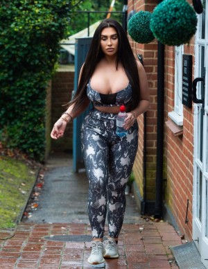 photos Lauren Goodger