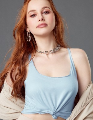 photos Madelaine Petsch