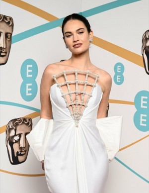 photos Lily James