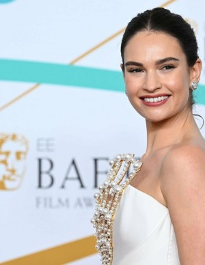 photos Lily James