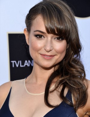 photos Milana Vayntrub