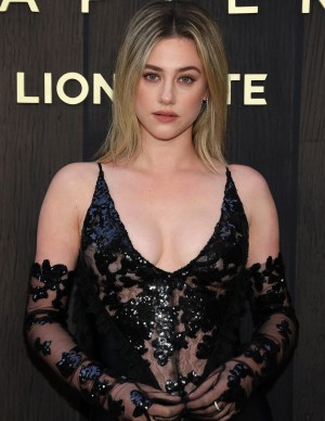 photos Lili Reinhart