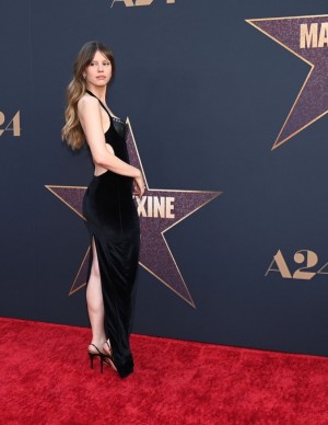 photos Mia Goth