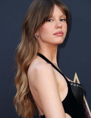 photos Mia Goth